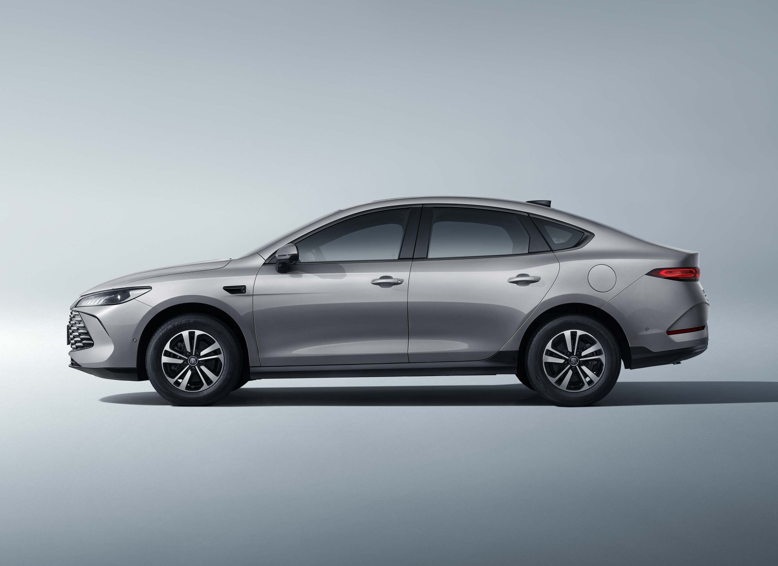BYD Qin Plus DM-i powertrain — engine, battery, or hybrid system
